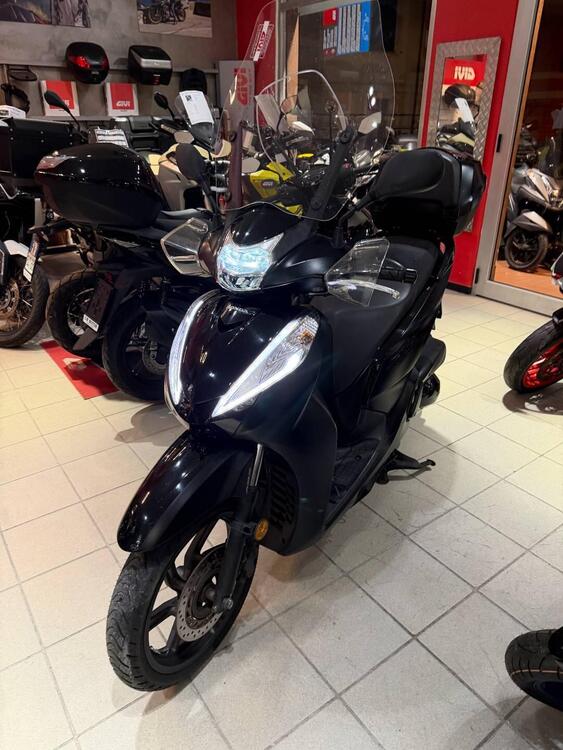 Honda SH 300 i Sport ABS (2018 - 20) (2)