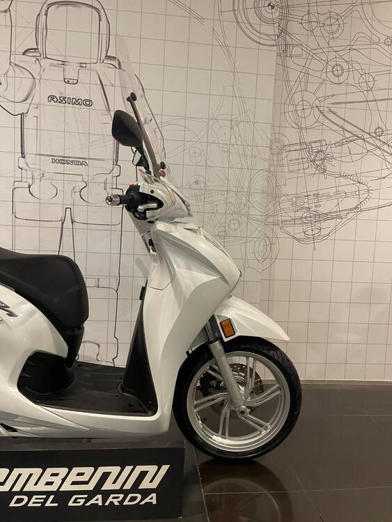 Honda SH 350 (2021 - 24) (2)