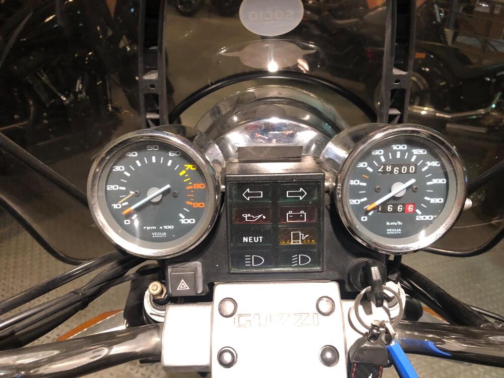 Moto Guzzi Sessantacinque GT 650 (2)