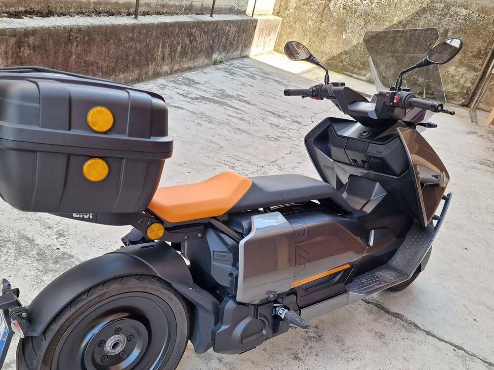 Bmw CE 04 (2021 - 25) (3)