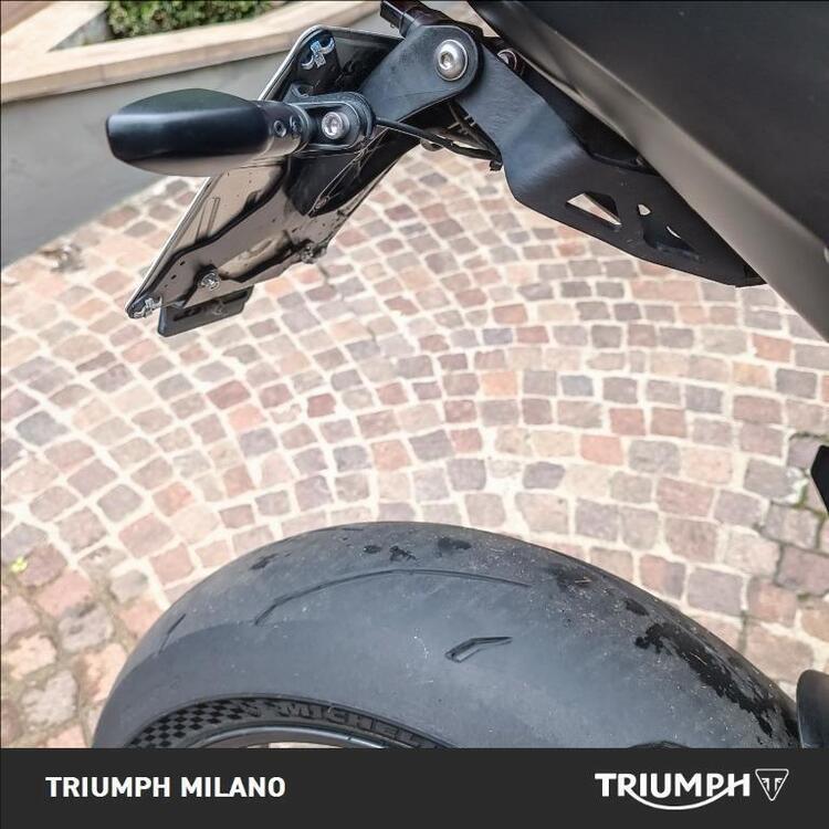 Triumph Street Triple 765 RS (2023 - 25) (3)
