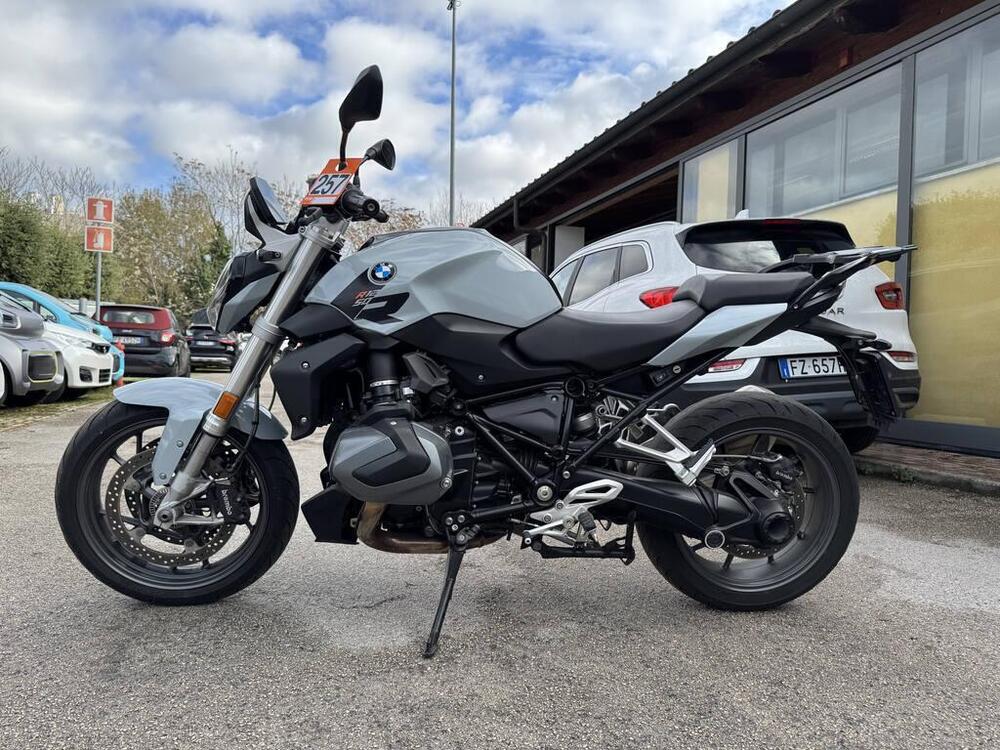 Bmw R 1250 R (2021 - 25) (2)