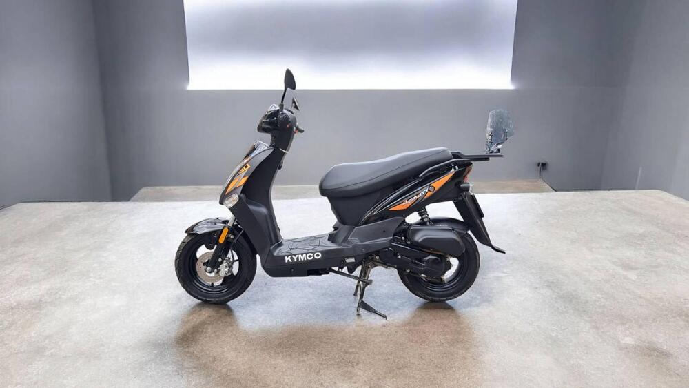 Kymco Agility 50 R12 (2020) (2)