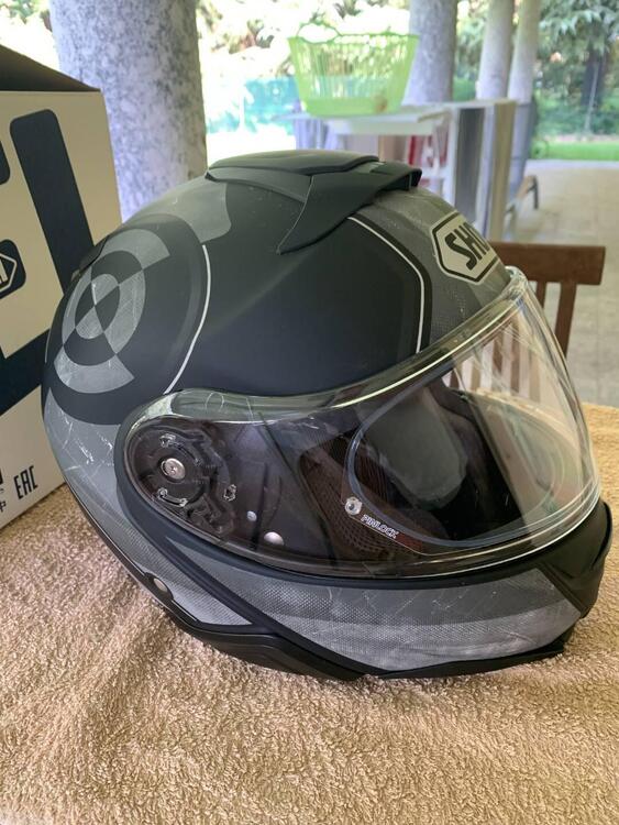 Casco SHOEI NEOTECH II (3)
