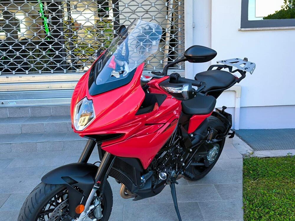 MV Agusta Turismo Veloce 800 Rosso (2021 - 23) (2)