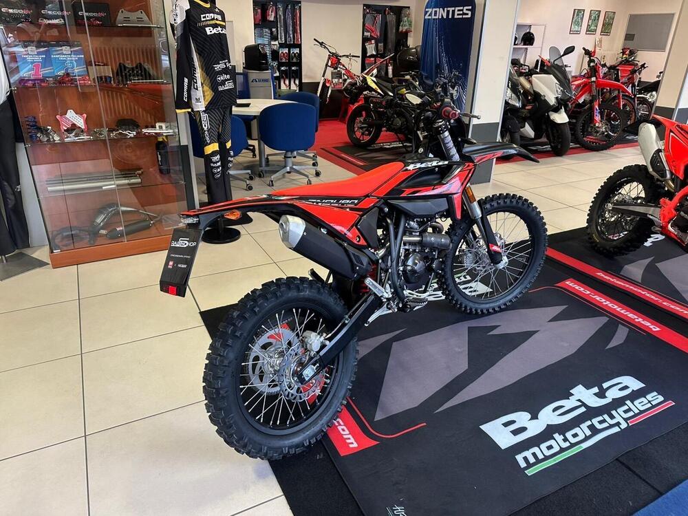 Betamotor RR 125 4T Enduro T (2025) (3)