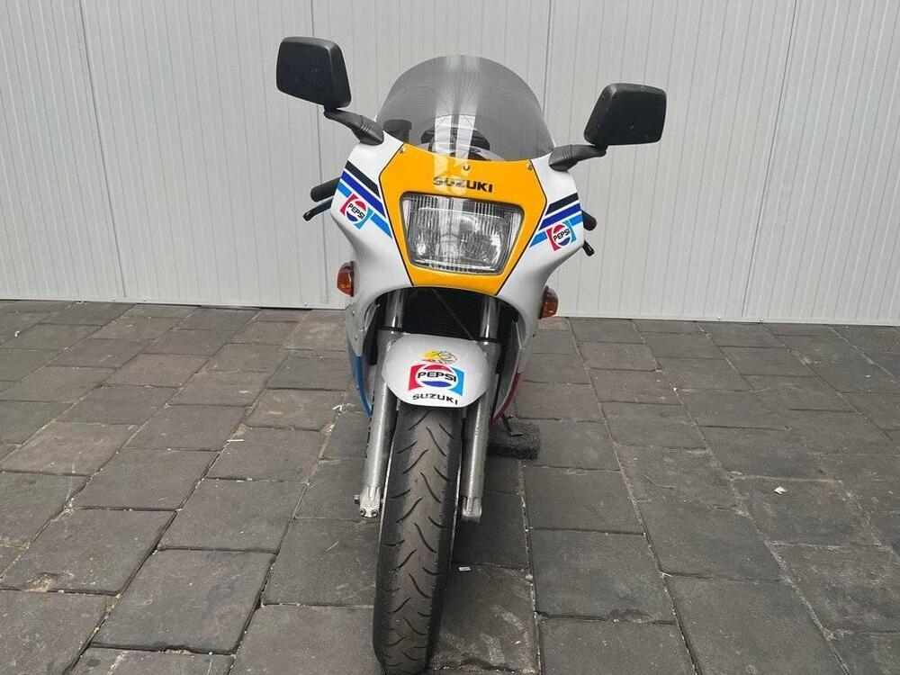 Suzuki RGV 250 (1989 - 97) (2)