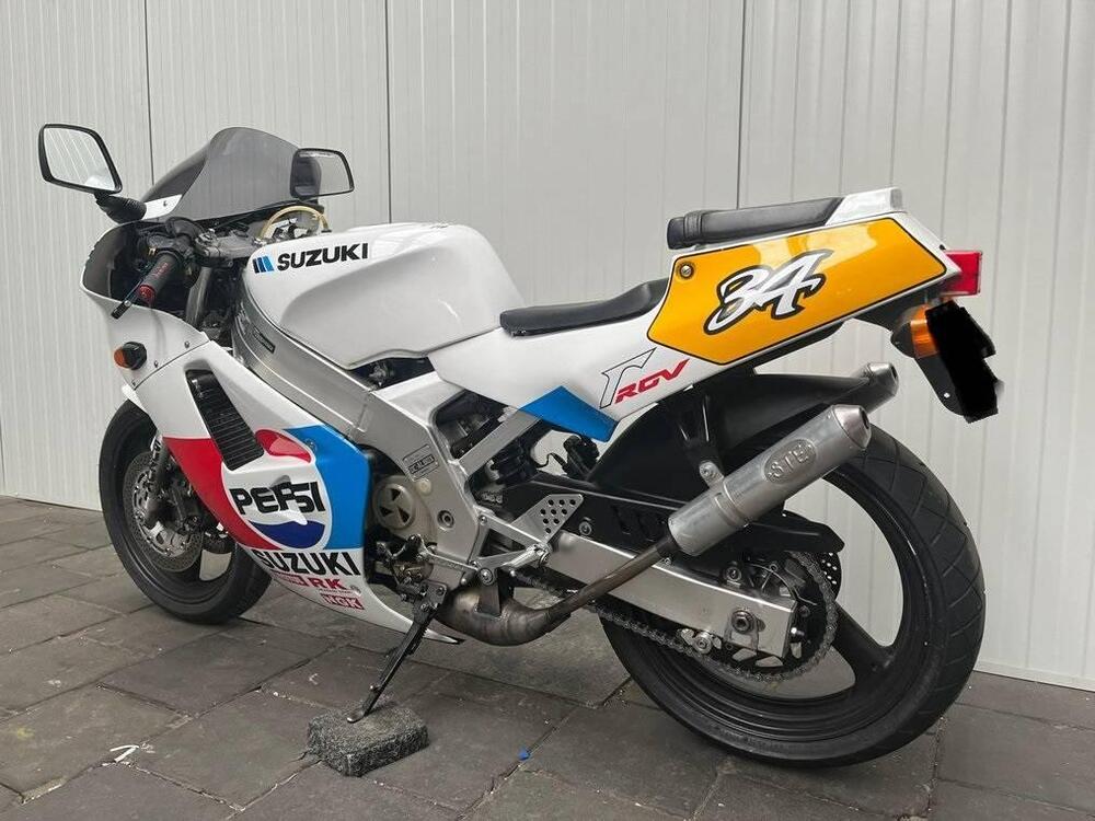 Suzuki RGV 250 (1989 - 97) (4)