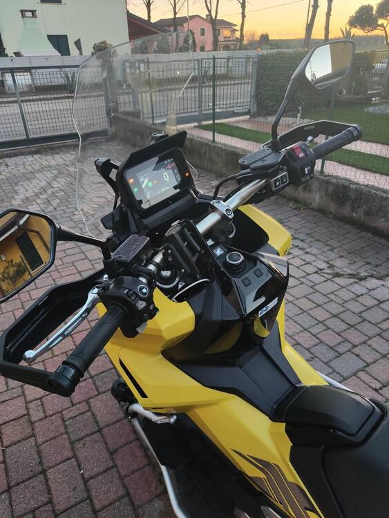 Honda X-ADV 750 Adventure (2025) (2)