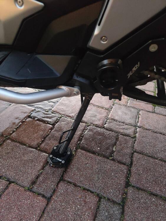 Honda X-ADV 750 Adventure (2025) (4)