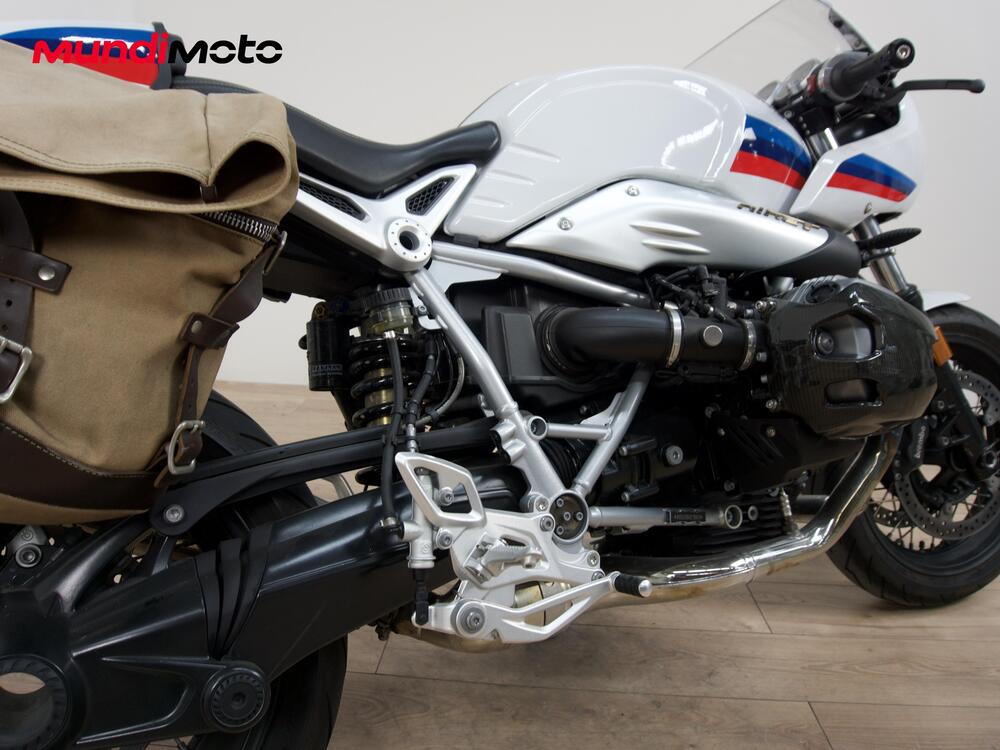 Bmw R nineT 1200 Racer (2017 - 20) (4)