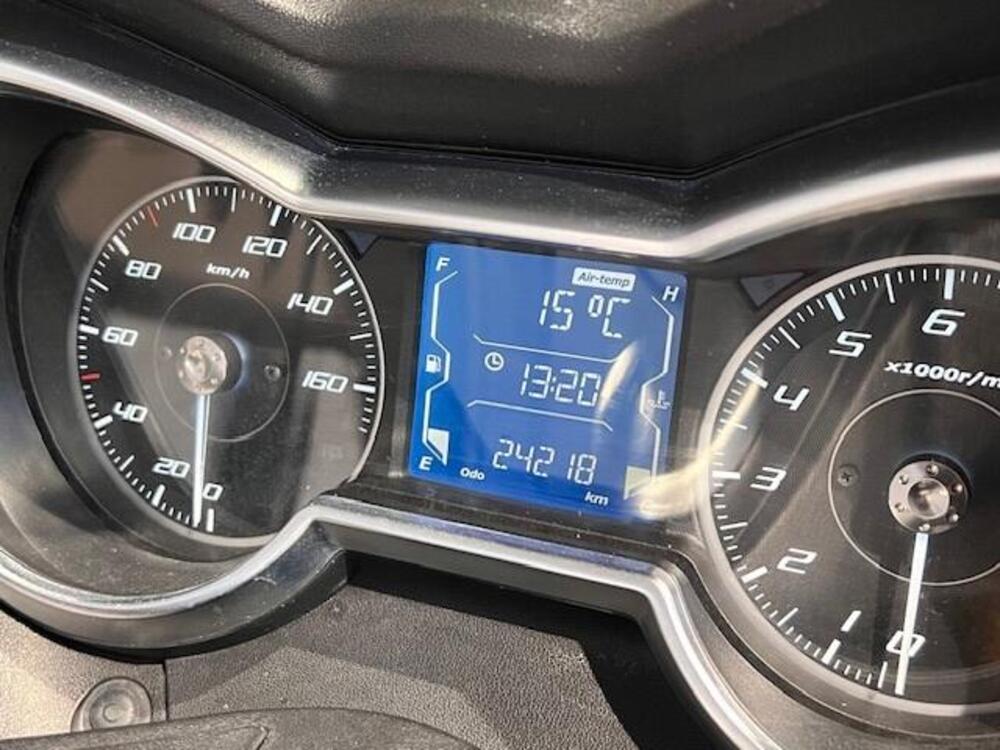 Yamaha X-Max 300 Tech Max (2020) (3)