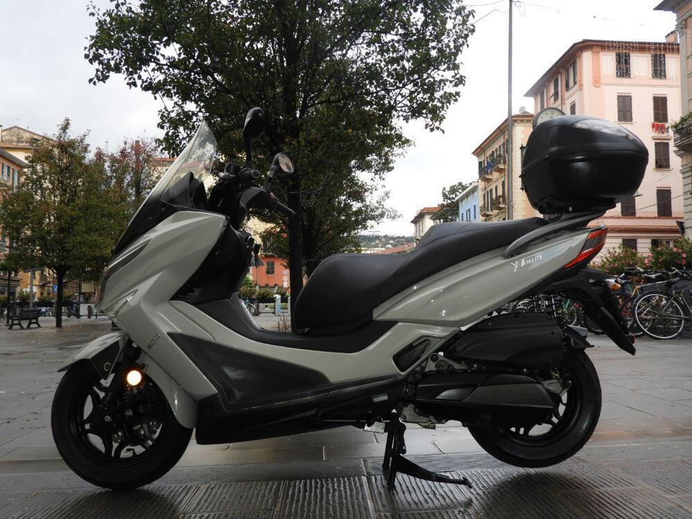 Kymco X-Town 300i (2021 - 24) (4)