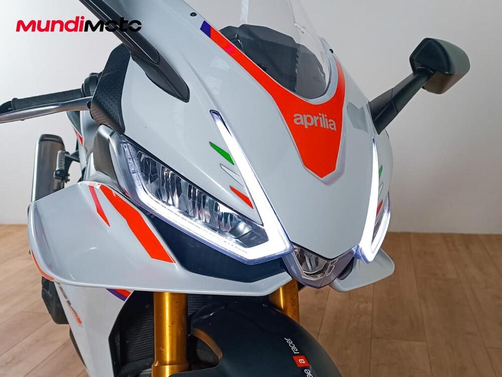 Aprilia RSV4 1100 Factory (2025) (5)