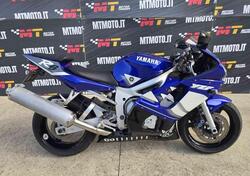Yamaha YZF R6 (2001 - 02) usata