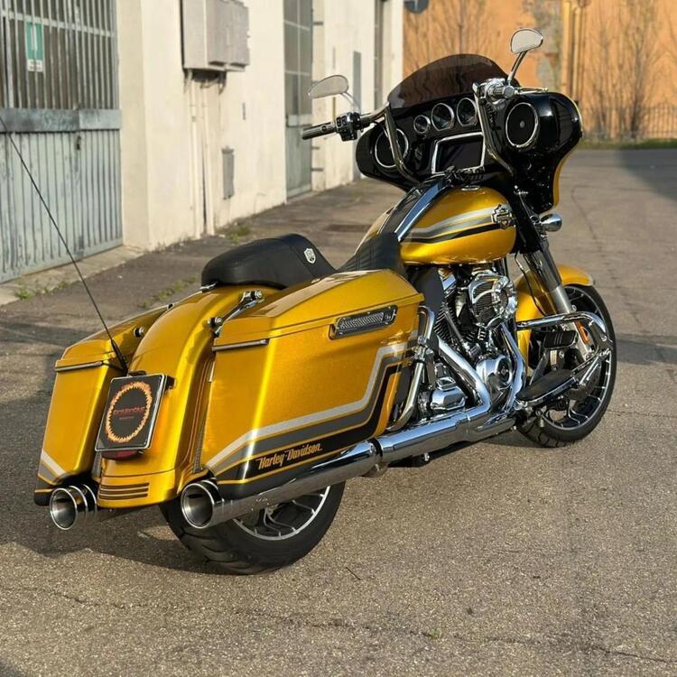 Harley-Davidson 107 Street Glide Special (2017 - 19) - FLHXS (3)