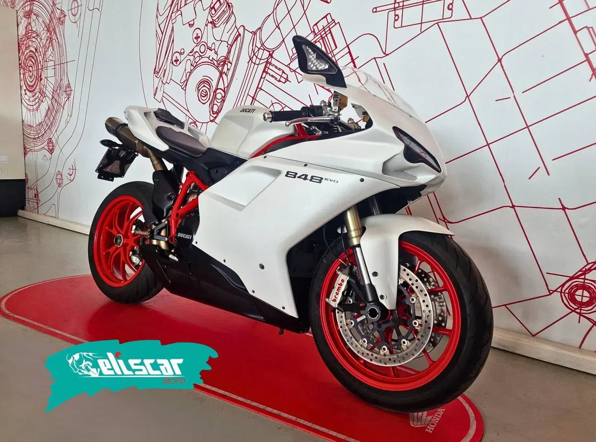 Ducati 848 EVO (2010 - 12) (3)