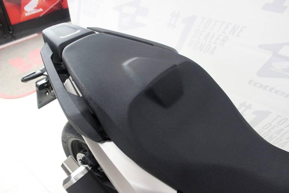 Honda Forza 750 (2025) (5)