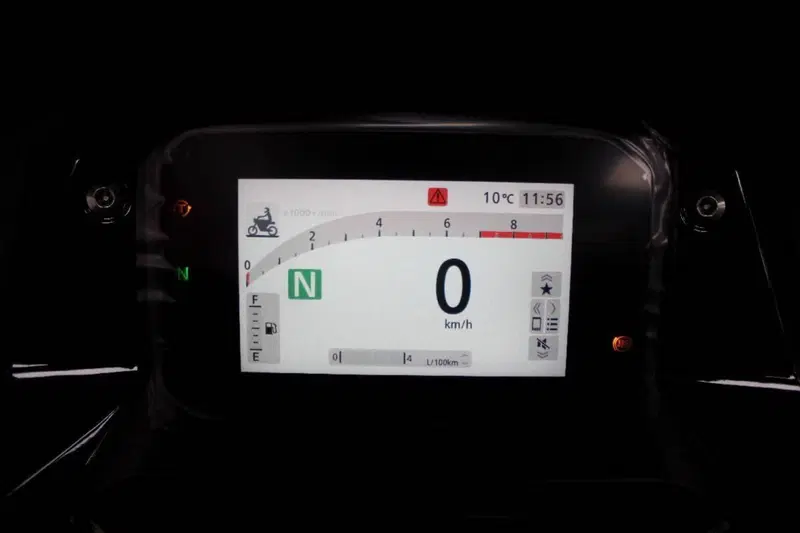 Honda Forza 750 (2025 - 26) (8)