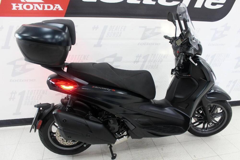 Piaggio Beverly 400 S ABS-ASR (2021 - 24) (2)