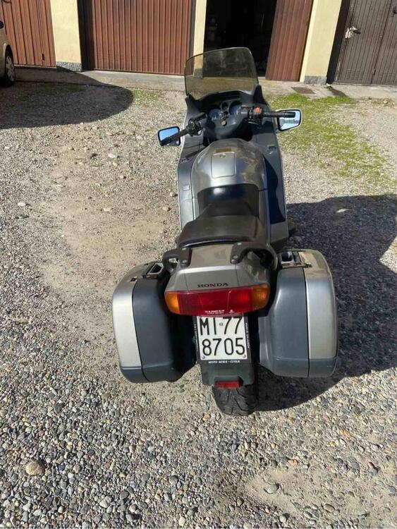 Honda 1100 pan european (4)