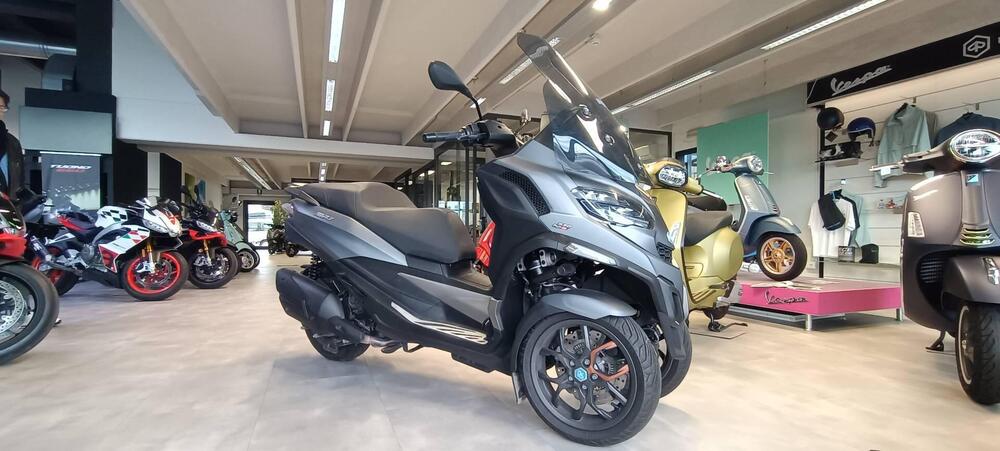 Piaggio MP3 530 ABS Hpe (2023 - 24) (2)