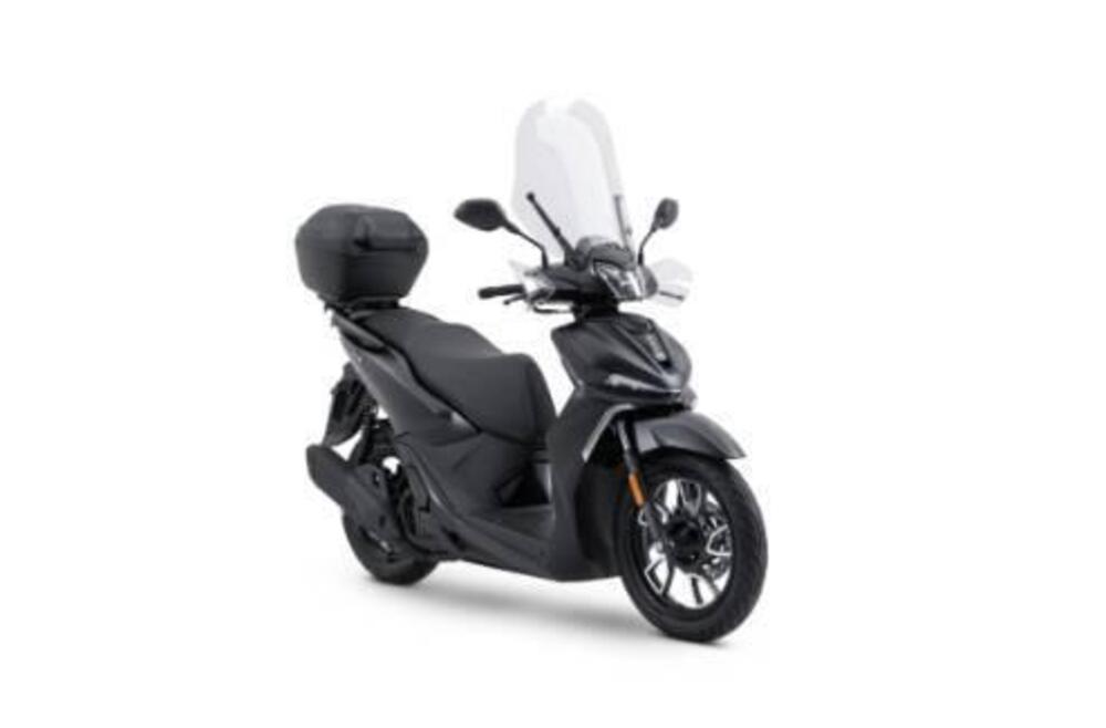 Voge Sfida SR16 200 (2025) (2)