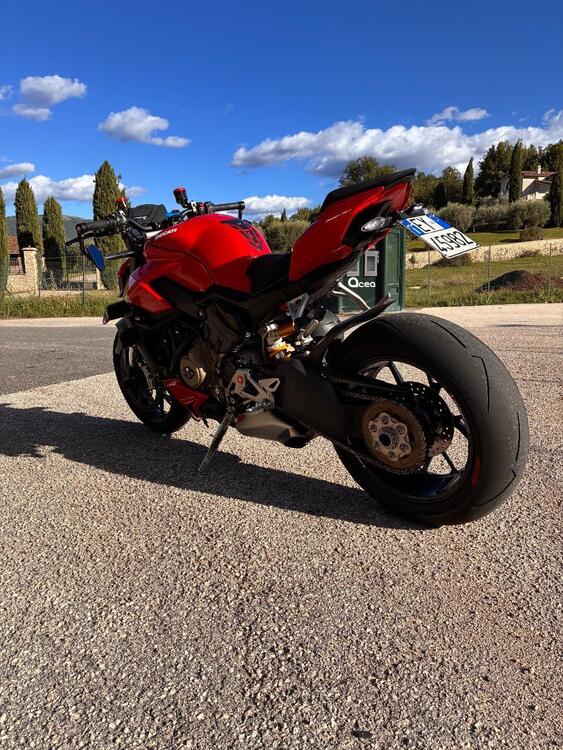 Ducati Streetfighter V4 1100 (2021 - 22) (3)