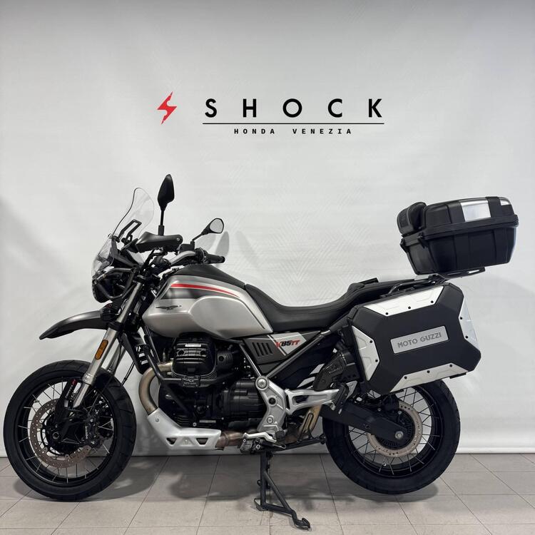 Moto Guzzi V85 TT (2021 - 23) (3)