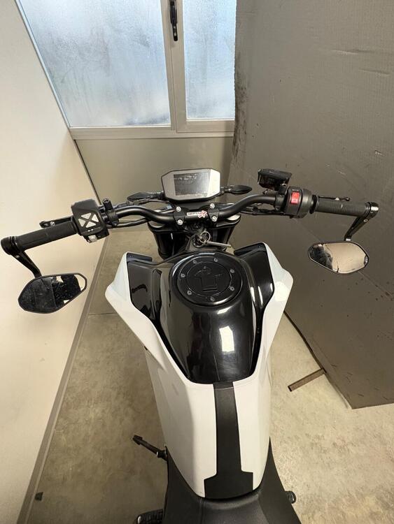 KTM 790 Duke L (2023 - 24)