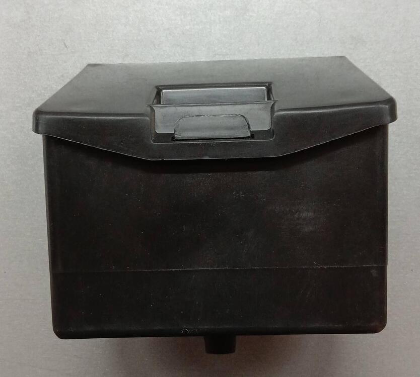 83500KE7000 Vano portaoggetti VF 500 Honda