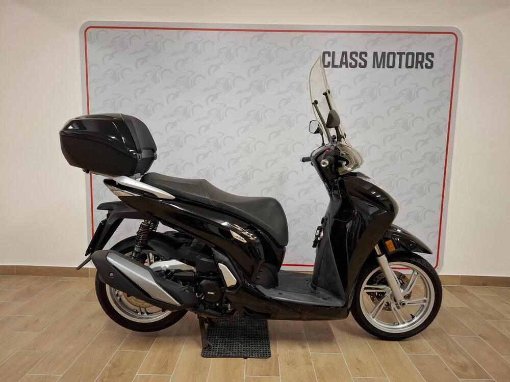 Honda SH 350 (2021 - 24) (2)