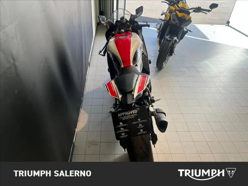 Yamaha YZF R7 (2021 - 25) (4)