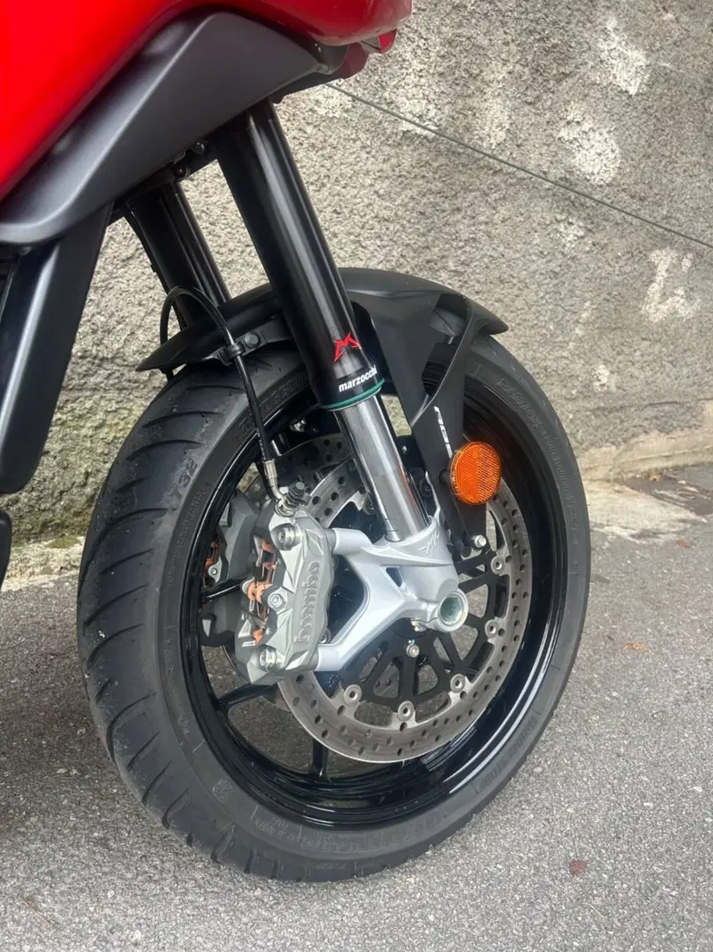 MV Agusta Turismo Veloce 800 R (2023 - 26) (3)