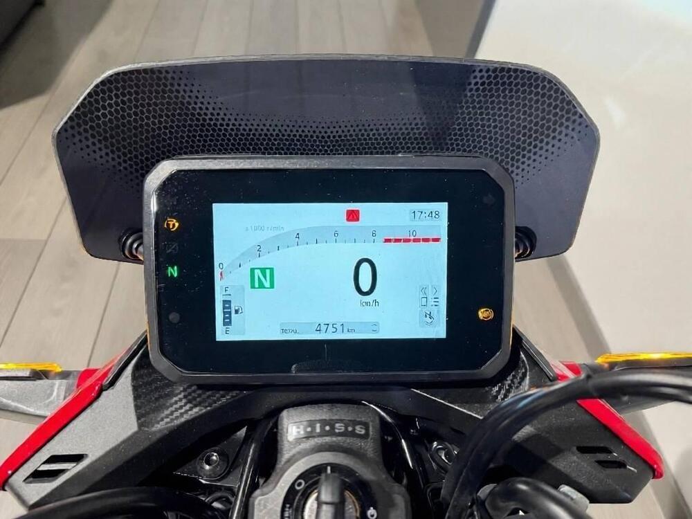 Honda CB 500 Hornet (2024 - 25) (4)