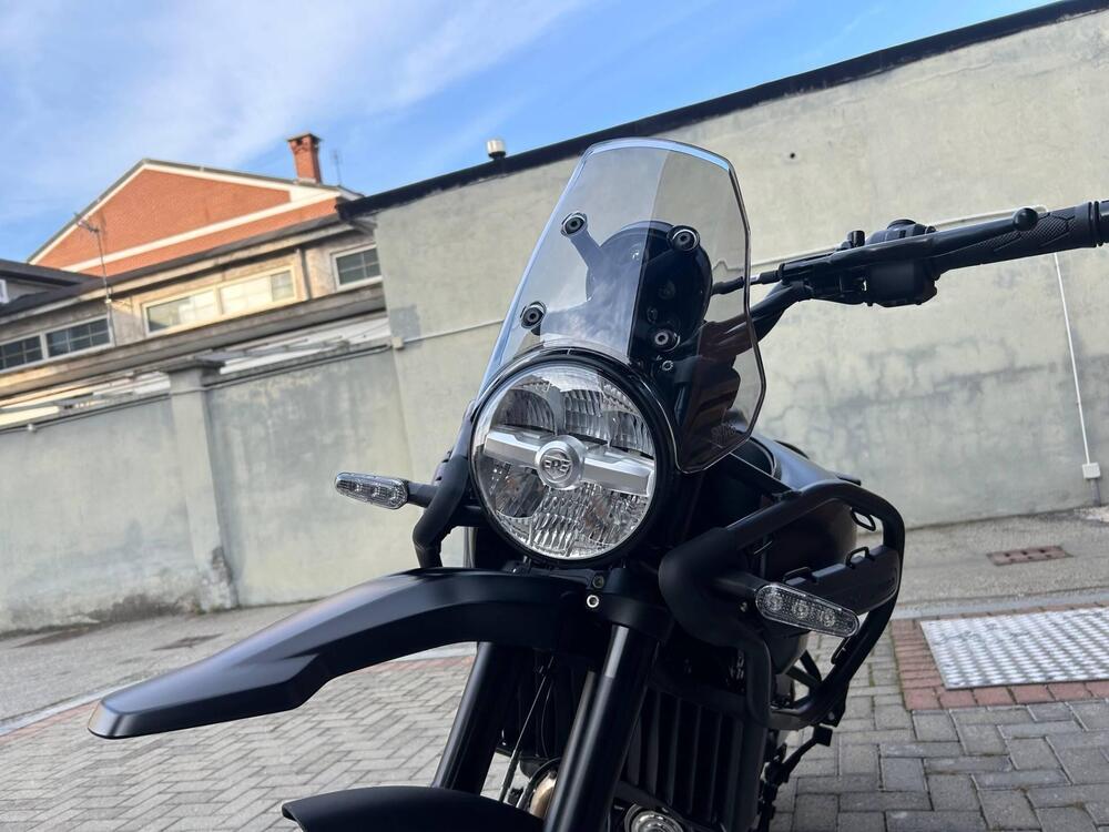 Royal Enfield Himalayan 450 Mana Black (2026) (3)