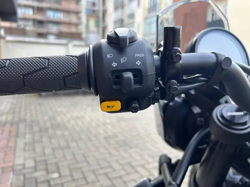 Royal Enfield Himalayan 450 Mana Black (2026) (7)