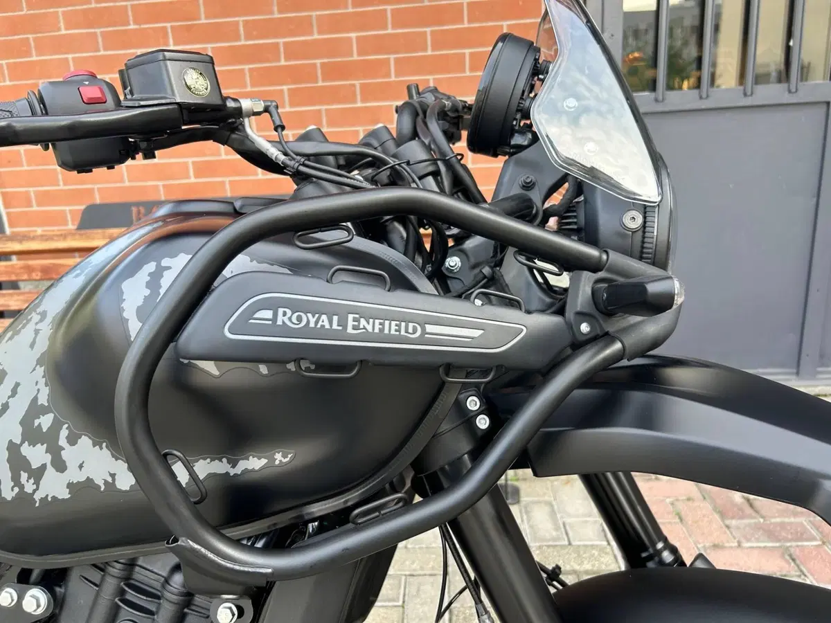 Royal Enfield Himalayan 450 Mana Black (2026) (14)