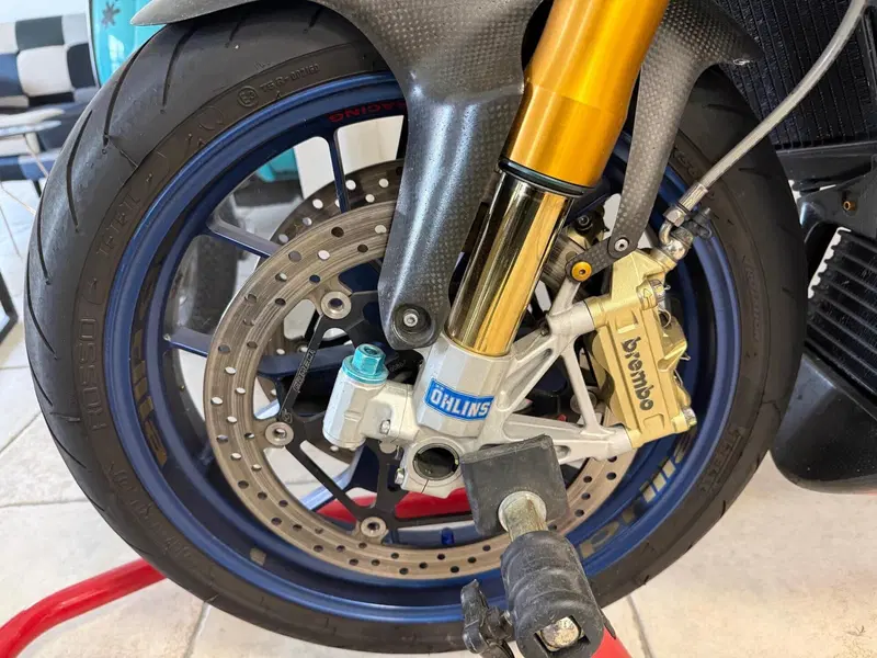 Aprilia Tuono 1000 (2003 - 04) (9)