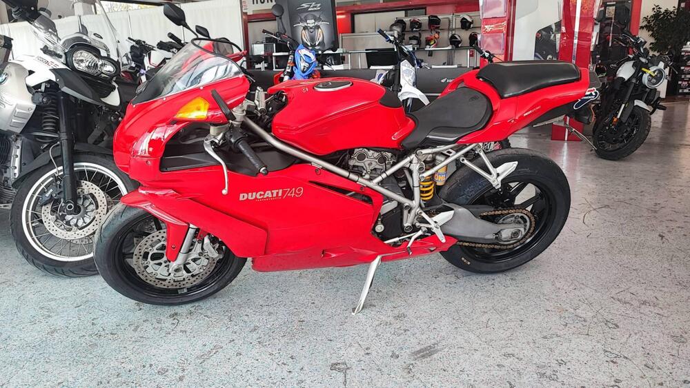 Ducati 748 Biposto (1998 - 03)