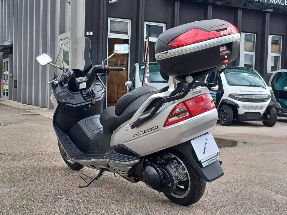 Suzuki Burgman AN 400 Businnes (2001 - 03) (5)