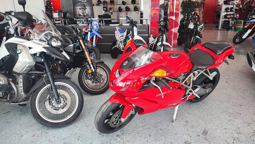 Ducati 748 Biposto (1998 - 03) (3)