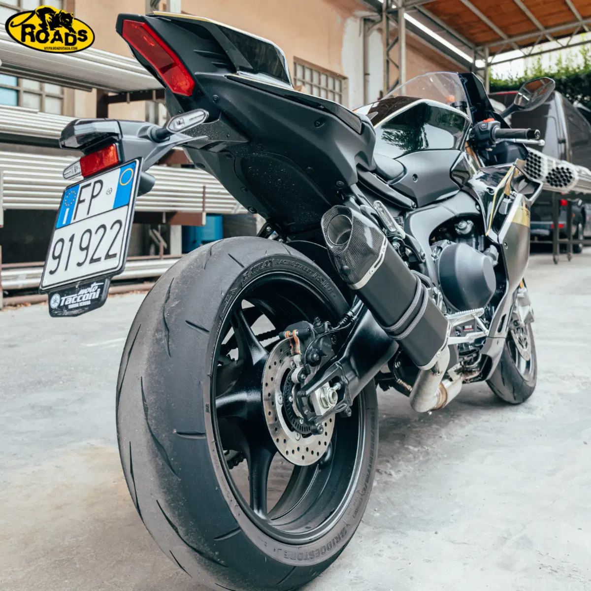 Scarichi Roadsitalia per Yamaha R9: caratteristiche e prezzo (5)