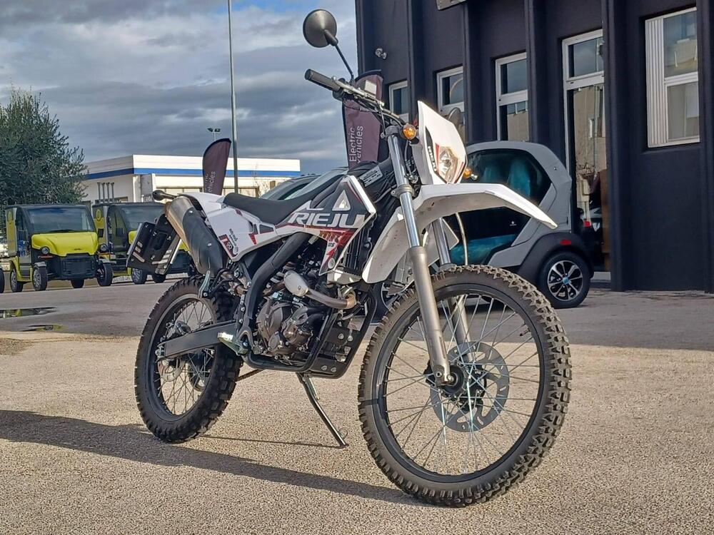 Rieju MRT 125 LC (2023 - 25) (4)