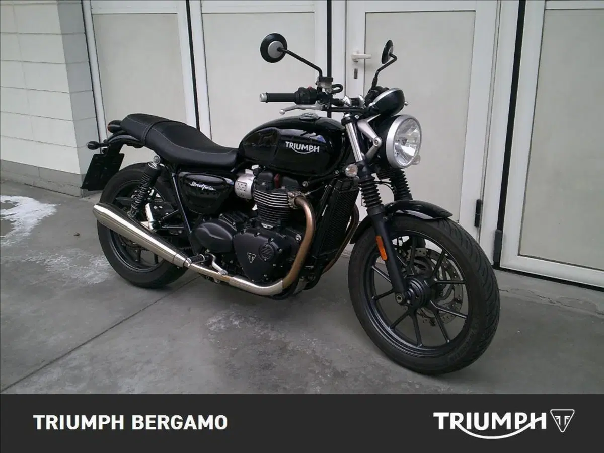 Triumph Street Twin 900 (2016) (2)