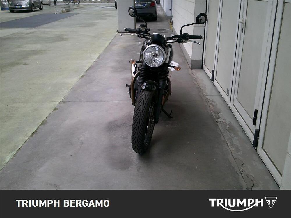 Triumph Street Twin 900 (2016) (5)