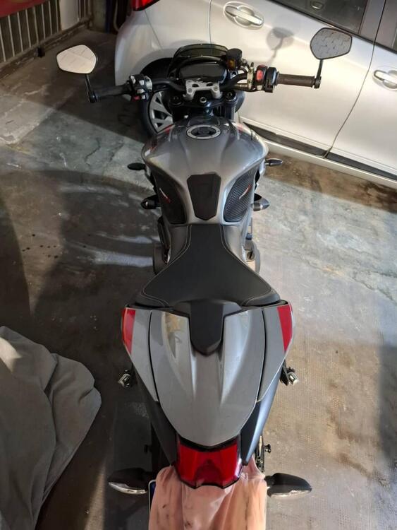 Triumph Street Triple RS (2020 - 22) (2)