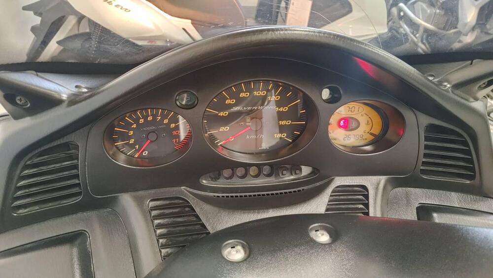 Honda Silver Wing 400 (2006 - 09) (4)