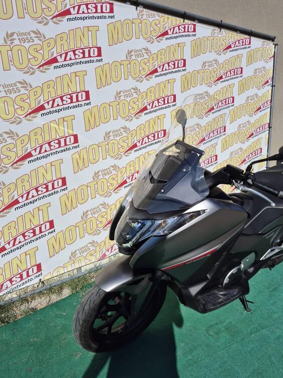 Honda Integra 750 DCT Sport (2017) (3)