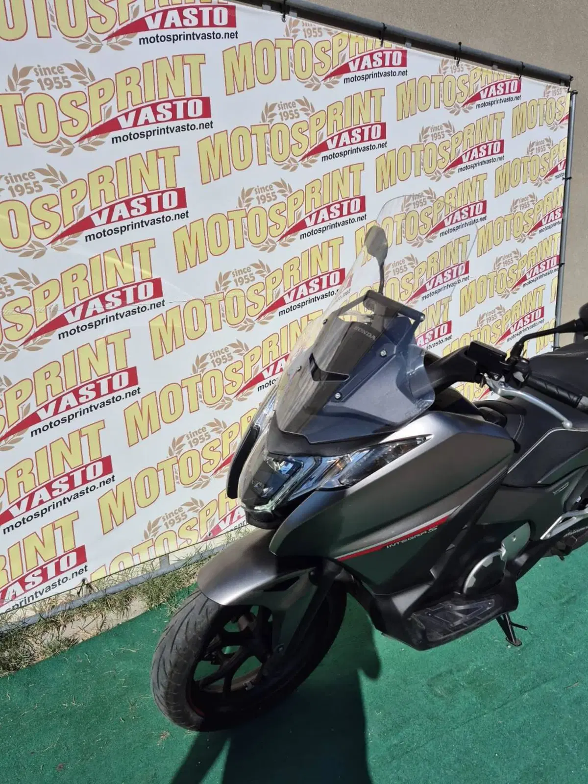 Honda Integra 750 DCT Sport (2017) (3)